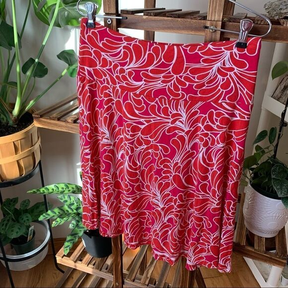 H&M Rayon two tone red/pink + white outlined flowers sz 10 + summer + casual - Picture 1 of 14